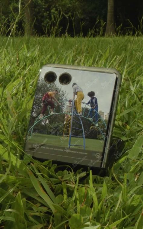 หลุดภาพโปรโมท Motorola Razr 40 Ultra พร้อมสเปกหลัก และราคา ก่อนเปิดตัว