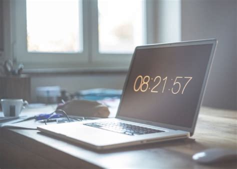how to change clock on mac