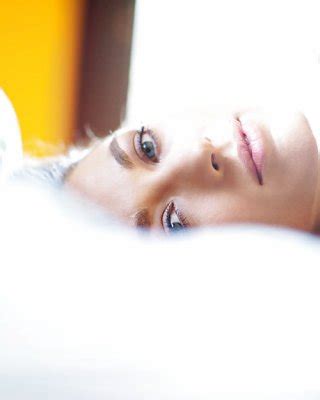 Natalie Zea Glamour Nude Caps Porn Pictures Xxx Photos Sex Images Pictoa