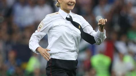 Wm Endspiel Pussy Riot Steckt Angeblich Hinter Platzsturm Der Spiegel