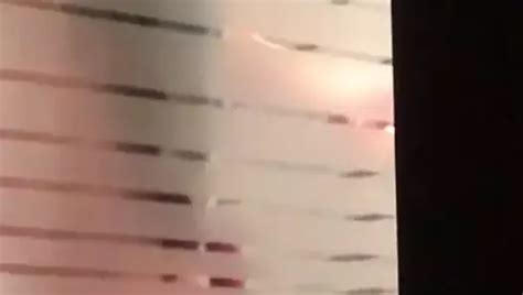 Man Masturbeert In Bed Amateur Klaarkomen Xhamster