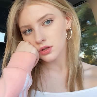 Melody Marks Bio Net Worth Height Single Nationality Facts