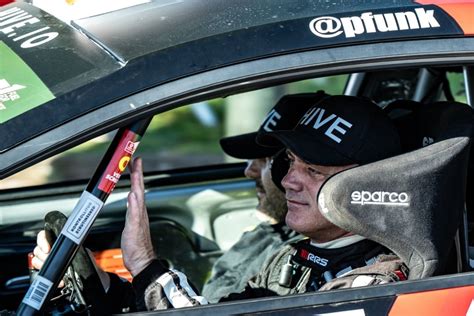 Uzbudljivo Je Danas Bilo U Lude Babe Posjetitelji Su Imali Priliku Napraviti Krug S Poznatim