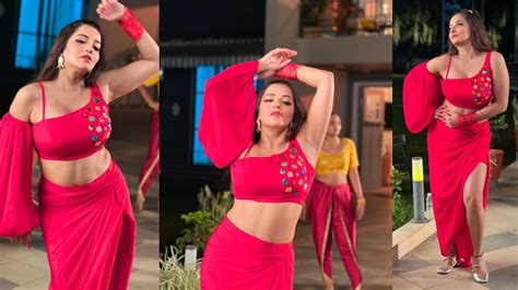 Monalisa Hot Look થઈ સલટ ડરસમ મનલસએ તન પરફકટ ફગરન દદર કરવય જઓ ફટ