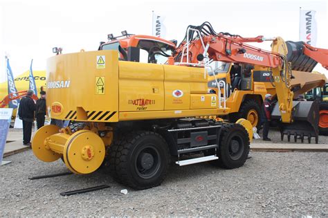 Road Rail Tractor And Construction Plant Wiki Fandom Powered By Wikia