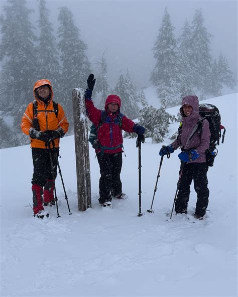 North Shore Hikers BC (@north_shore_hikers_bc) • Instagram photos and
