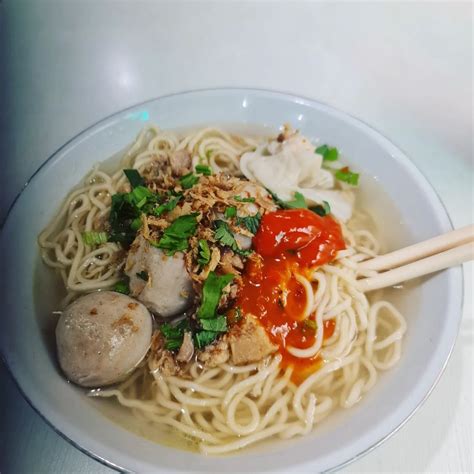 Bakmi Legendaris Di Bandung Yang Eksis Hingga Kini Nibble