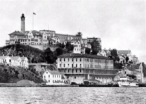 RETRO KIMMER'S BLOG: ALCATRAZ PRISON OPENED AUG 11, 1934