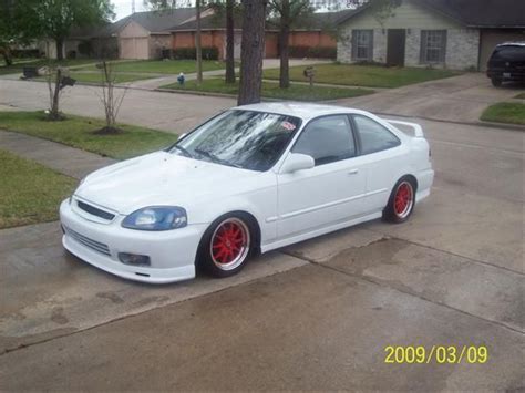 Wish My Civic To Look Like But With Purple Rimsies Black Honda Civic Honda Civic 2013 Honda