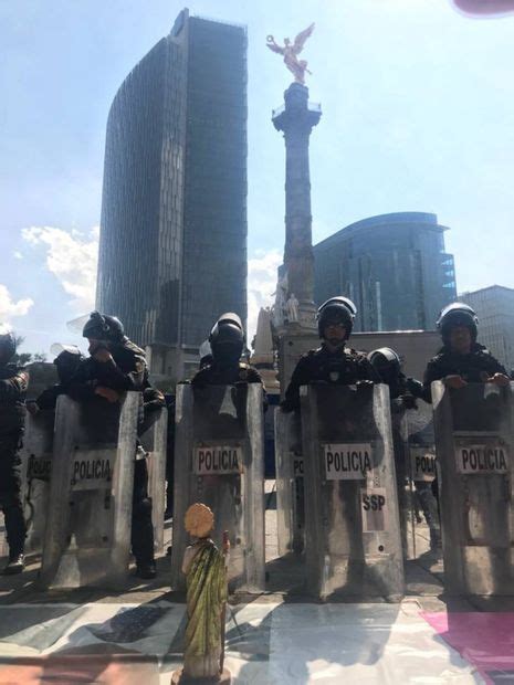 25n Así Fue La Marcha Feminista En La Cdmx Minuto Por Minuto