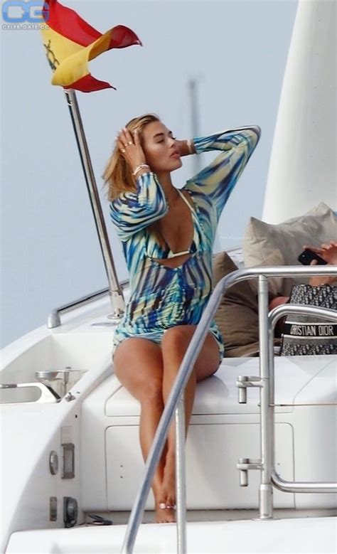 Arabella Chi Nude Pictures Photos Playboy Naked Topless Fappening