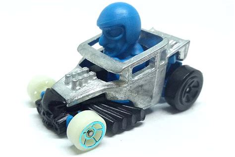Skull Shaker Tooned Bone Shaker Fjv Hot Wheels