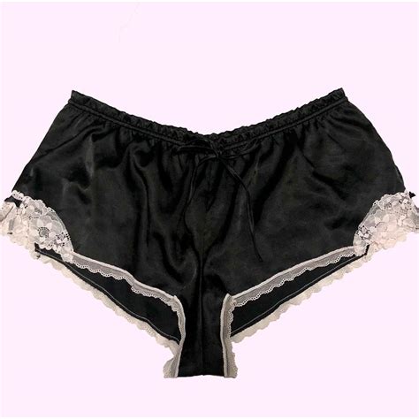 BABYDOLL LINGERIE SET This Dreamy Lingerie Set Depop