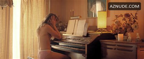 JESSIE ANDREWS Nude AZNude