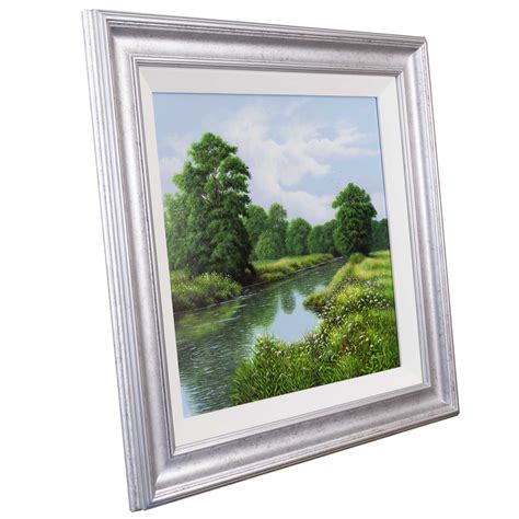 Residents love putney for its riverside walks and cafes 18