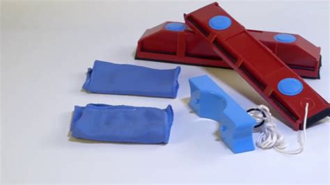 The Glider магнитная щетка для мытья окон - YouTube