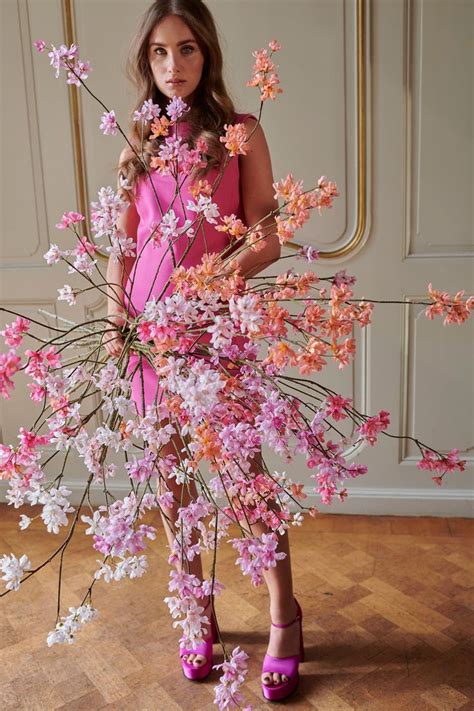 Silk-ka | Wholesale Artificial Flowers and Plants