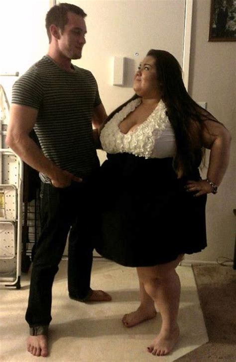 Cô gái kg gây xôn xao vì khoe ảnh nude