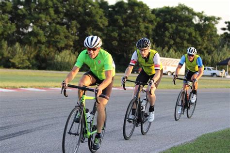 Win Against Wind: A Guide to Cycling in Windy Conditions - Road Bike ...