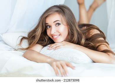 Sexy Beautiful Woman Wearing Lingerie Bed Stock Photo 212873098 Shutterstock