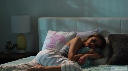 Girlsway I Think I M Lesbian Can You Help Me Khloe Kapri And Maya Woulfe