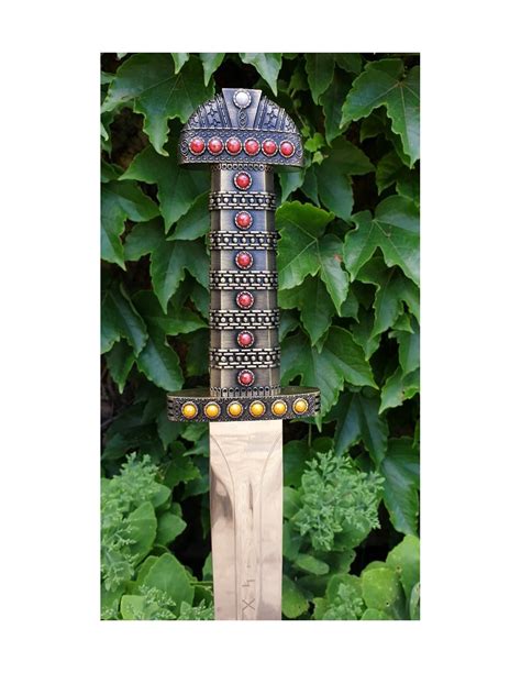 Ragnar Lodbrok Vikings Sword