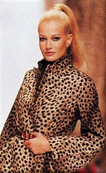 Christian Dior Runway Show RTW F W 1996 Karen Mulder Christian Dior