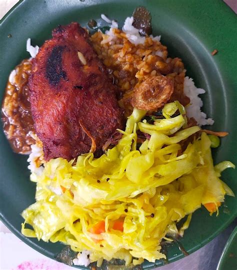 Nasi Kandar Ayam Bawang