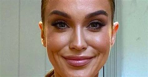 Vicky Pattison Shares Big Boob Struggles And Jokes One Has Given Up The Will To Live Irish