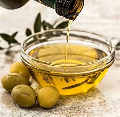 natural ingredients  hair  helps  tackle hair woes