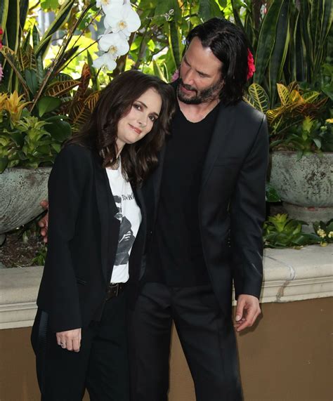 winona ryder  keanu reeves  destination wedding photocall