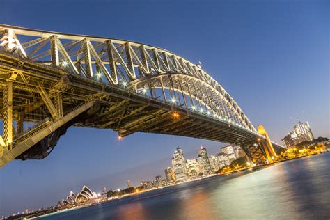 Sydney Harbour Bridge - die Hafenbrücke von Sydney • Enviadi