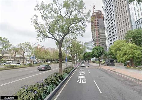 妝點道路景觀中市府建設局優化台灣大道分隔島景觀 Yahoo奇摩時尚美妝