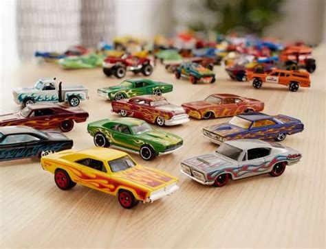 Hot Wheels Autko Pojedy Cze Resorak Cm Mattel