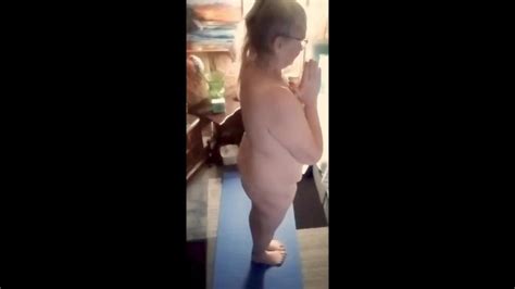 Hot Granny Vee Does Naked Yoga