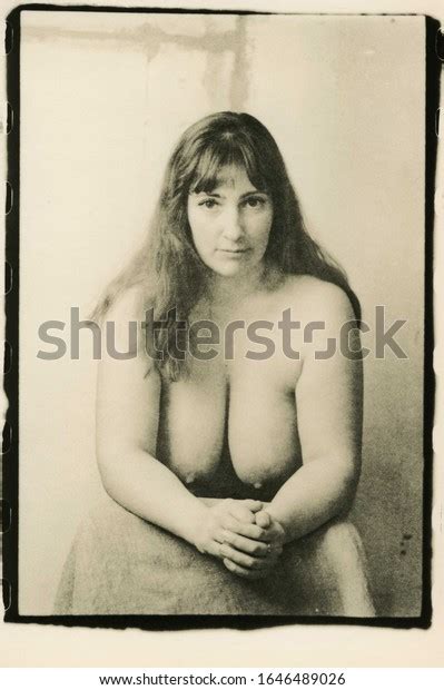 Nice Naked Naked Woman Natural Breasts Stock Photo 1646489026 Shutterstock