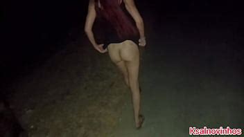 Levo Minha Esposa Para Passear Sem Calcinha Na Praia De Noite Xvideos
