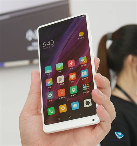 Mobile-review.com Xiaomi Mi MIX 2. Первый взгляд