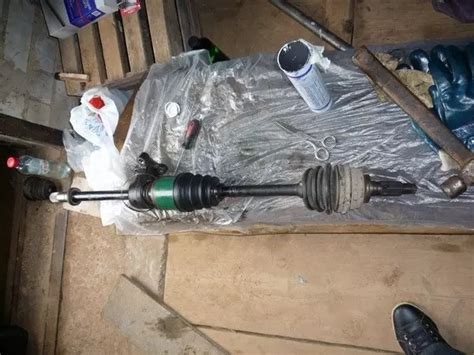 Замена ШРУСа Мазда 626 (2 видео)