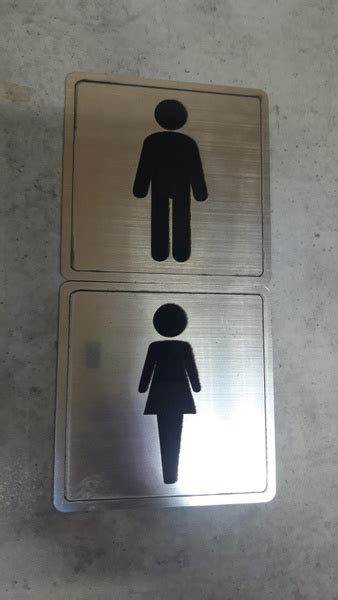 Таблички на туалет "М" и "Ж", 10 см, 10 см - купить в интернет-магазине ...