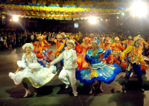 Música De Quadrilha Junina - Confira alguns ritmos nordestinos de festa junina no Música e Músicos ...