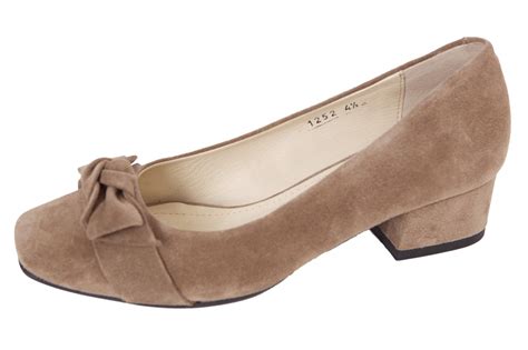 Damen Trachten Pumps Samtziege Nude Dirndl Trachten Outlet