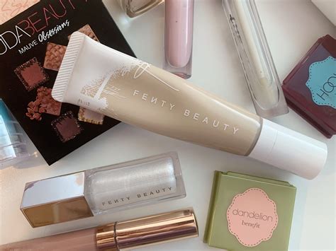 Fenty Beauty Pro Filt'r hidratizirajući puder - SUBROSIS