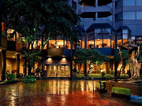 Top 20 Luxury Hotels in New Orleans - Sara Lind's Guide 2025