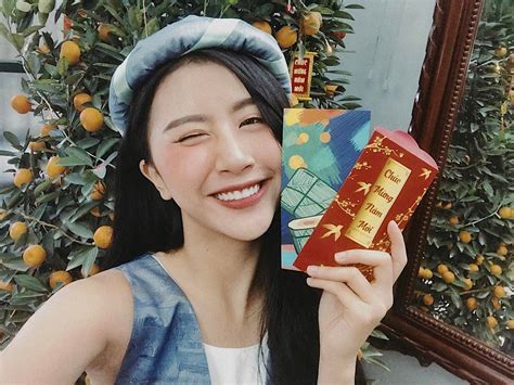 Nh Ng M U Son L C C C Hot Girl T Ch C C Di N D P T T V A Qua Th Gi I Son M I