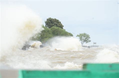 Emiten una alerta por una nueva crecida del Río de La Plata