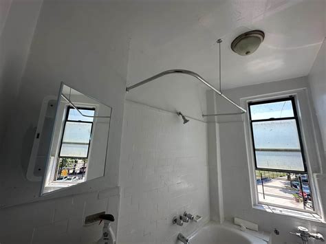 Exploring the History and Features of Mosholu Parkway 21