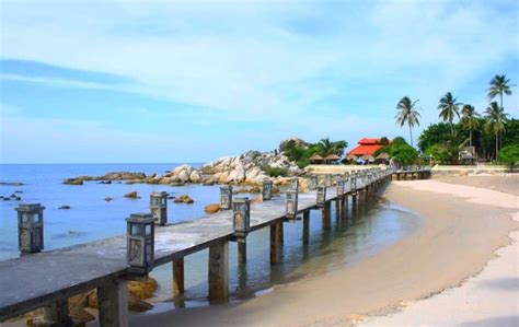 menikmati eksotisnya pantai parai tenggiri gotravelly