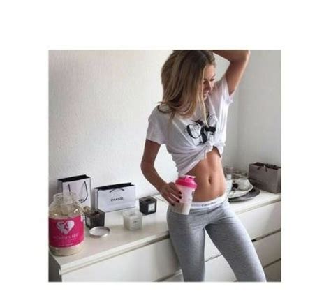 NATALIE BLONDE THIN DELICIOUS Escort Escort46