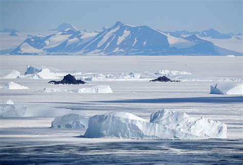 Why Antarctica's shrinking sea ice could be down to natural causes ...